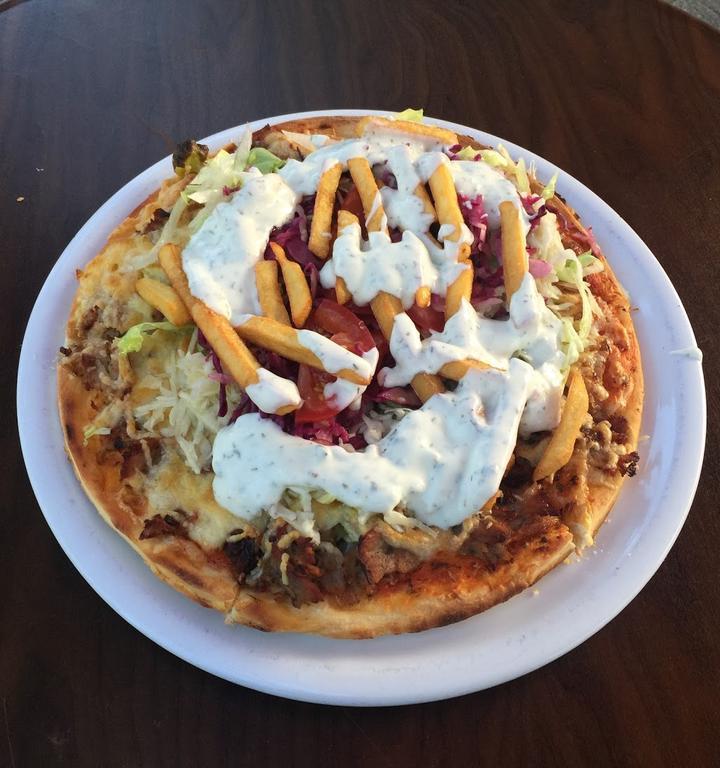 Helen Döner Pizza